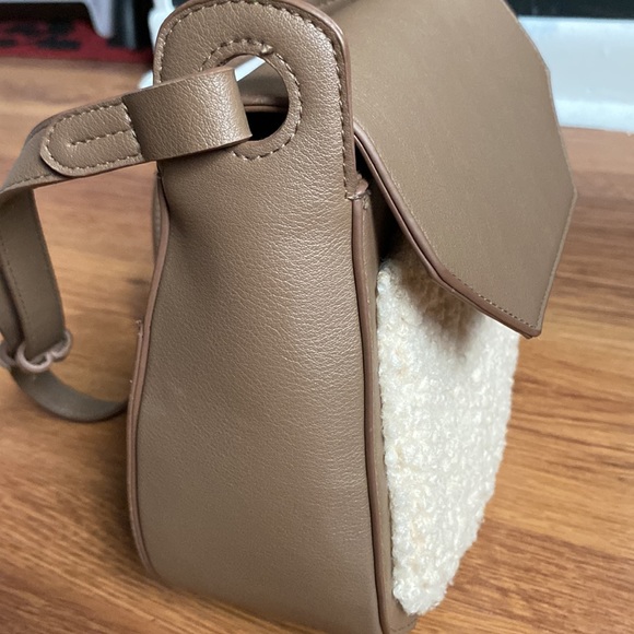 Faux Leather Brown Crossbody Sherpa Western - Picture 6 of 8